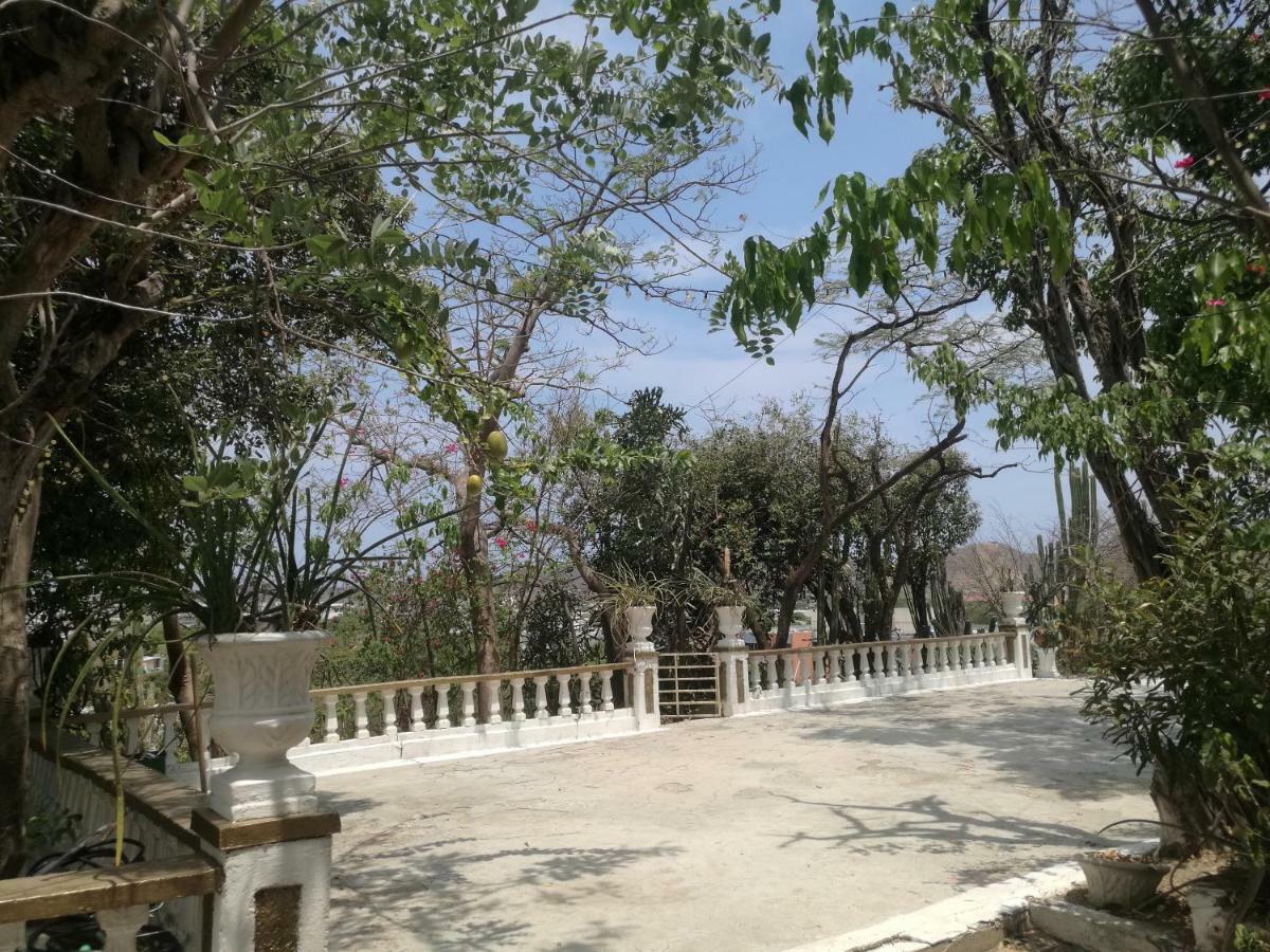 Jardin Etnobotanico Villa Ludovica Santa Marta  Eksteriør bilde